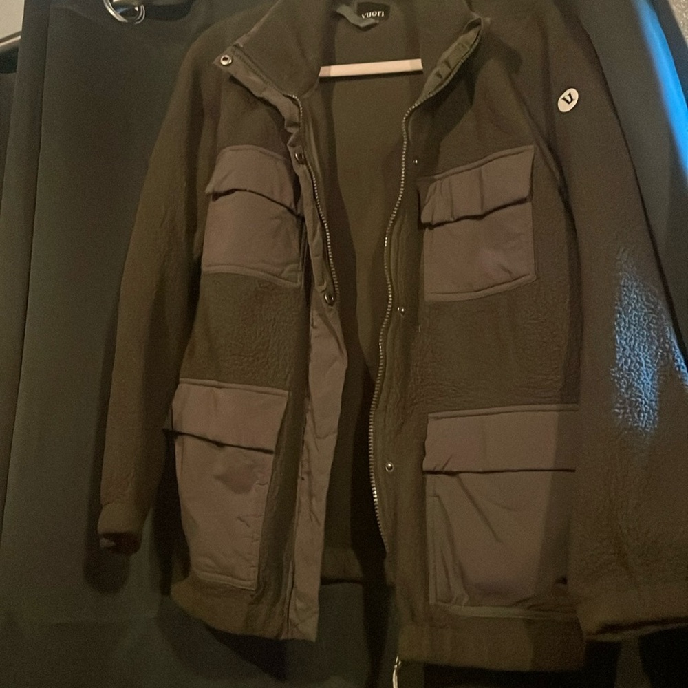 Vuori fleece women’s jacket size small